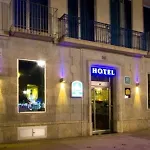 54 Barceloneta מלון