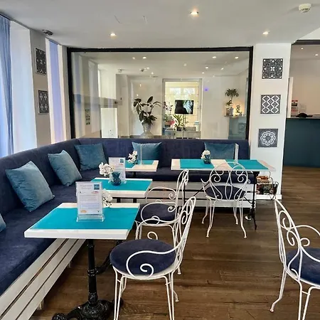 54 Barceloneta Hotel