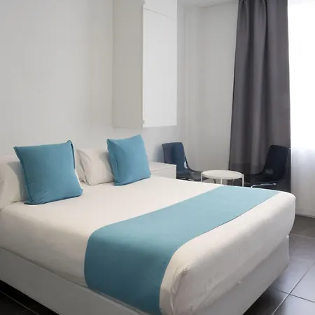 54 Barceloneta Hotel 3*