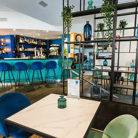 Hotel 54 Barceloneta 3*