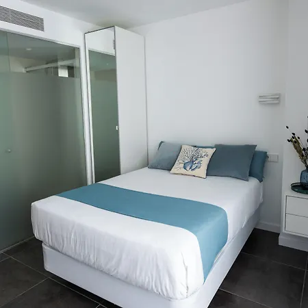 54 Barceloneta Hotel 3*