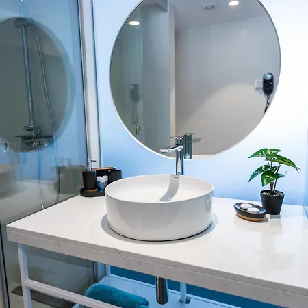 54 Barceloneta Hotel 3*