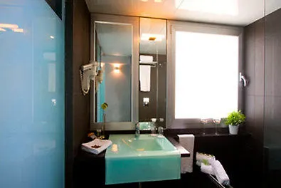 Hotell 54 Barceloneta 3*