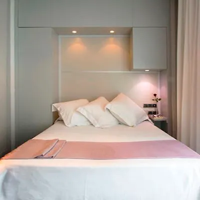 Hotell 54 Barceloneta 3*