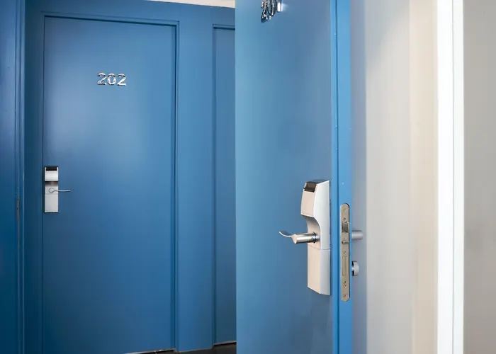 Hotel 54 Barceloneta 3*